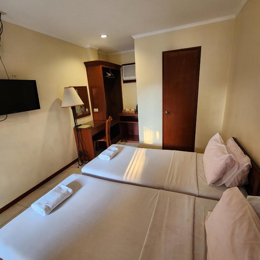 Villa Tomasa Alona Kew White Beach Resort Panglao Exterior photo